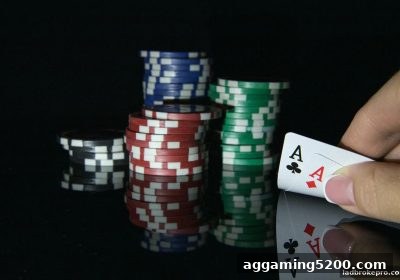 立博带你揭秘：炸金花游戏规则与牌型概率全解析